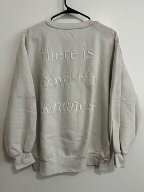 There Is Power In Kindness Embroidered Crewneck Sweater - White